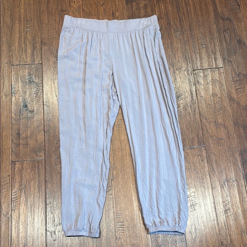 Large Victoria's Secret Gray / Light Purple Lounge Pants - Picture 8 of 8